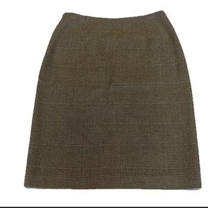Banana Republic Women’s Size 2 Skirt Black White Tweed Lined Zip Closure